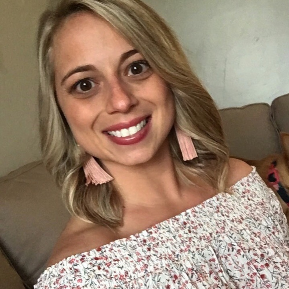 Off the shoulder quarter sleeve flowered